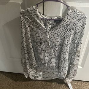 Size medium never worn. Tags still on